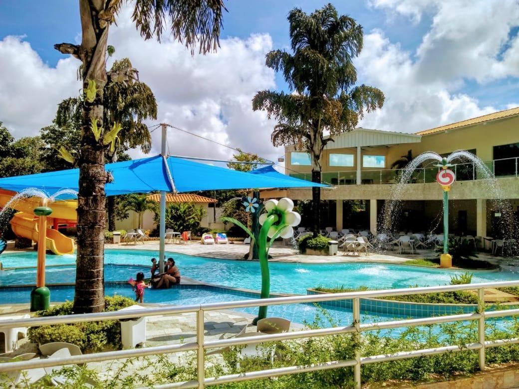 Flat Di Roma Resort Internacional Caldas Novas Extérieur photo