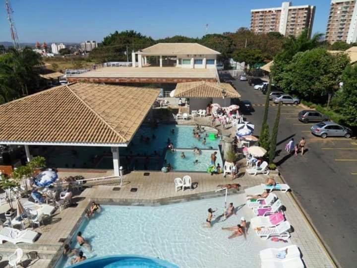 Flat Di Roma Resort Internacional Caldas Novas Extérieur photo